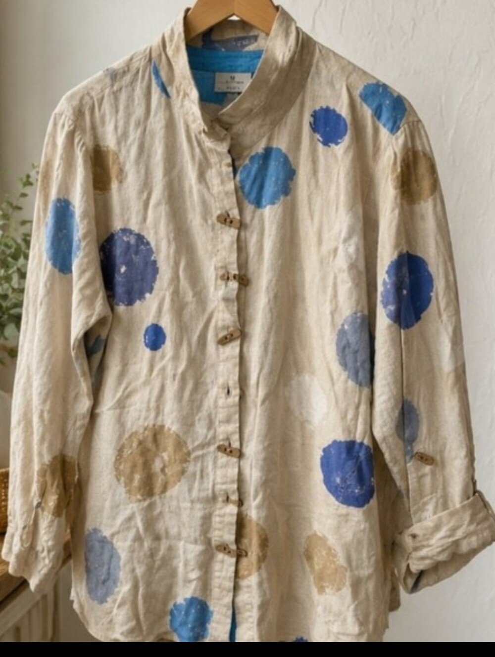 Ali Miles Natural Linen Button-Up Shirt with Blue and Tan Polka Dots